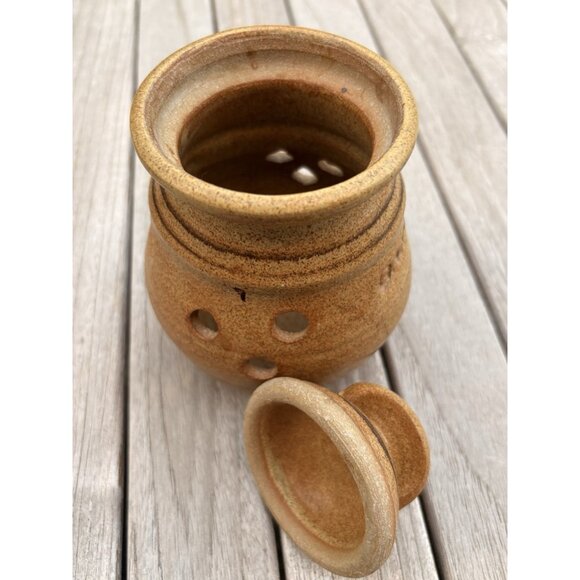 Art Pottery Garlic Keeper Jar Sanvik Studios Embossed Signed 5.5” - Picture 4 of 6